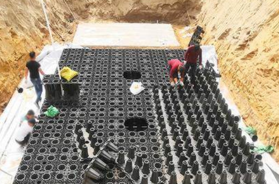 PP雨水收集模塊特點(diǎn)：具體的用途有哪些方面？這些地方你想到了嗎？